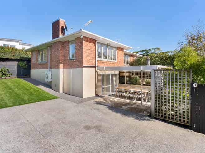 1 Chesterfield Avenue, Saint Heliers