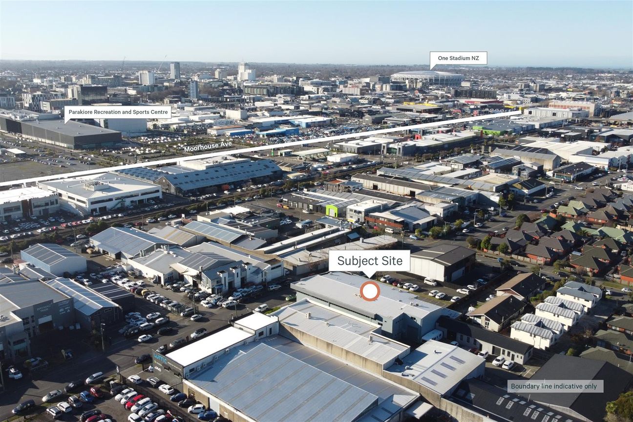Substantial City-Fringe Office & Warehouse Facility - Ansicht 3