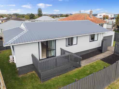 23 Edinburgh Street, Tuakau