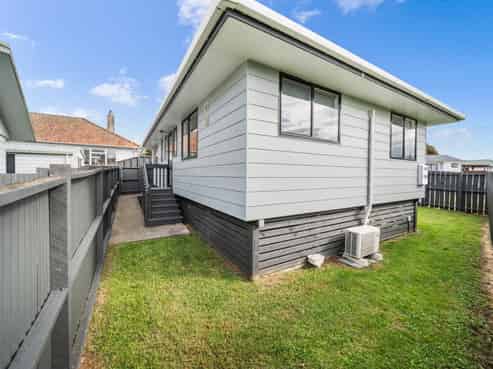 23 Edinburgh Street, Tuakau