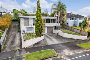124 Maeroa Road, Forest Lake
