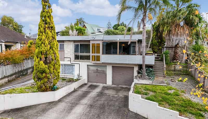 124 Maeroa Road, Forest Lake