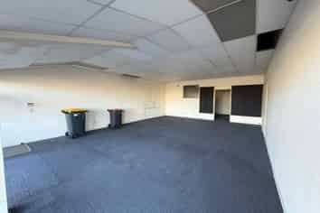 Affordable Bishopdale Retail Opportunity