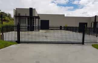 Tauriko premium warehouse & office