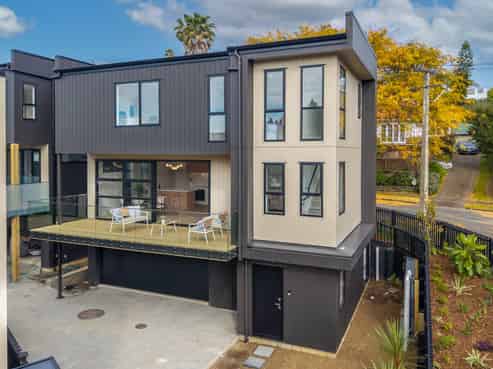 2A Wahanui Road, Greenlane
