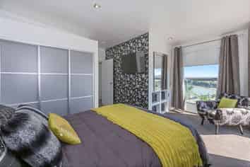 61 Roberts Road, Matakatia
