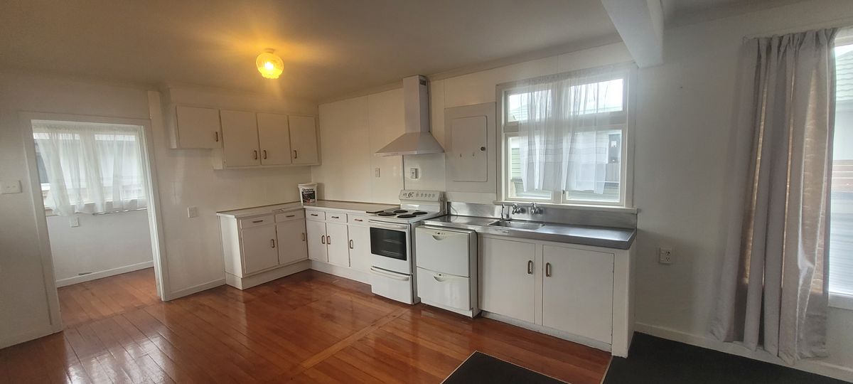 House in Invercargill - View 2