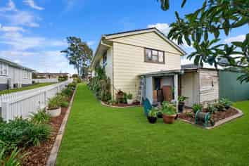 13 Pershore Place, Mangere