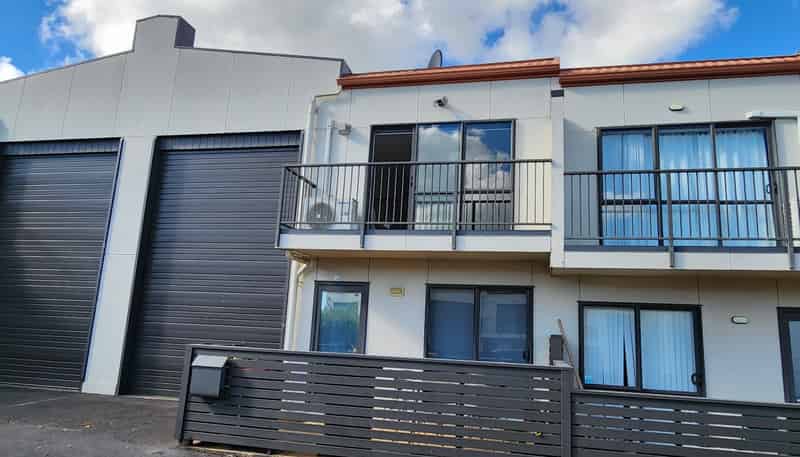 10/3 Tironui Station Road West, Takanini