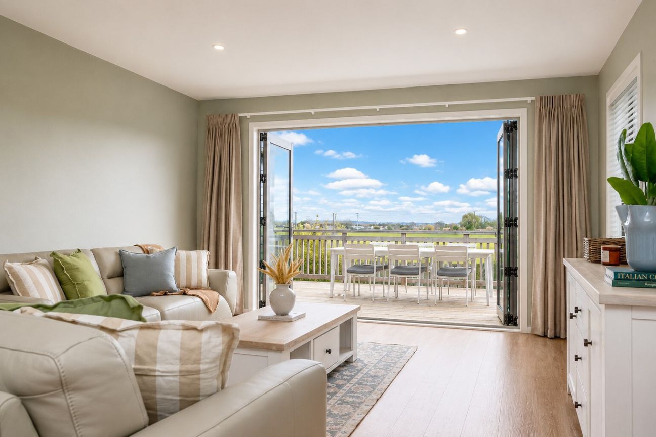Private, peaceful and built for easy living - Vista 2