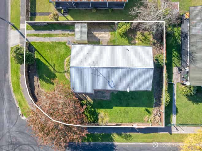12 Wordsworth Crescent, Enderley