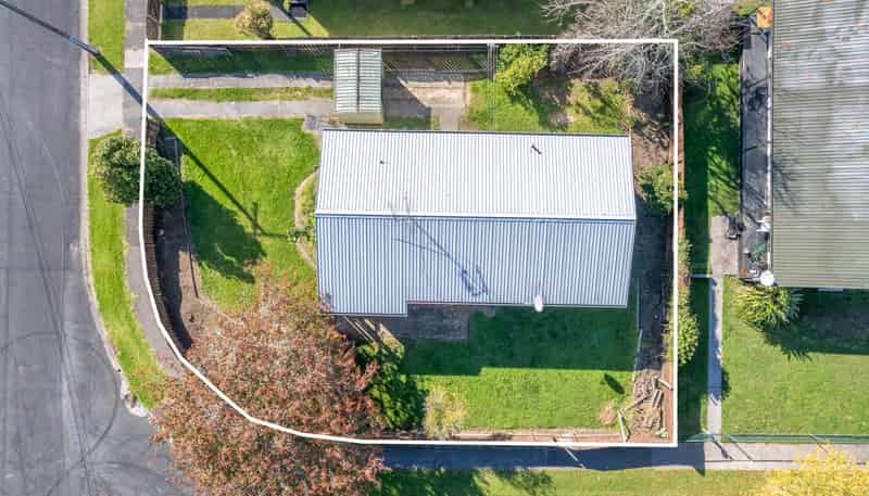 12 Wordsworth Crescent, Enderley