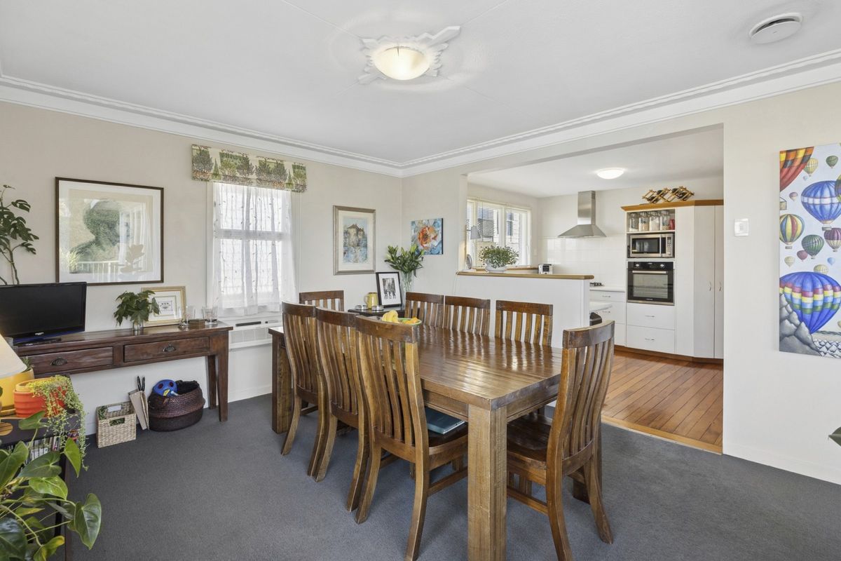 Inner city oasis with harbour views - Mehr
