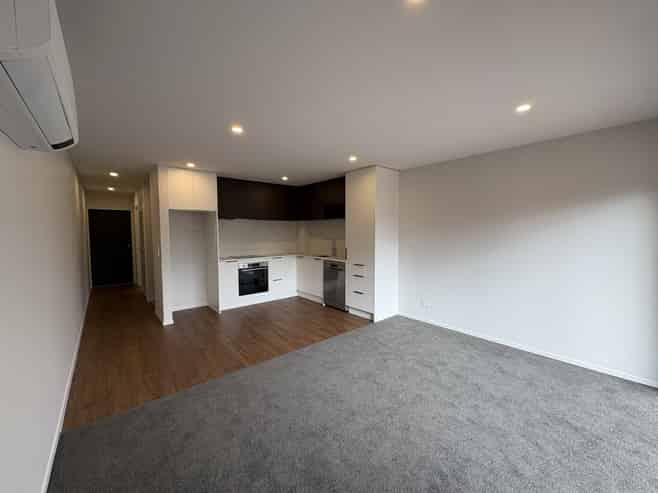 2/79 Edmonton Road, Henderson