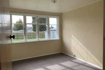 1 Woodward Street, Woodbourne