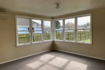 1 Woodward Street, Woodbourne