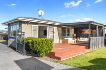 12 Rosanna Place, Aranui