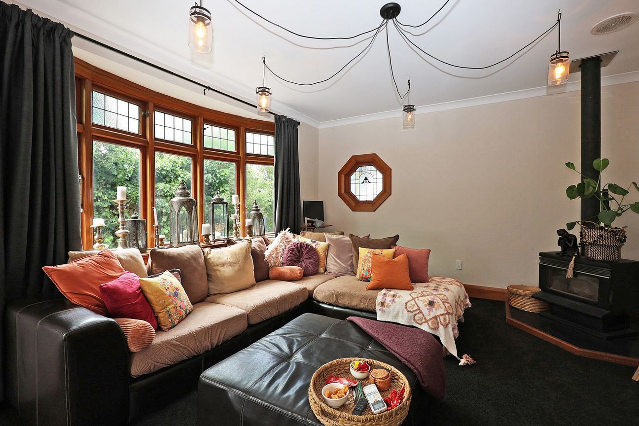 TIMELESS CHARM MEETS MODERN COMFORT - Vista 6