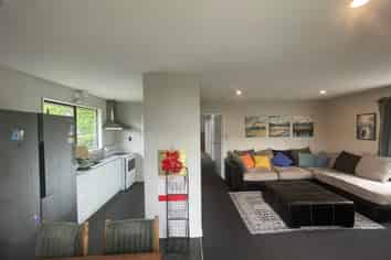 15b Newcastle Street, Phillipstown