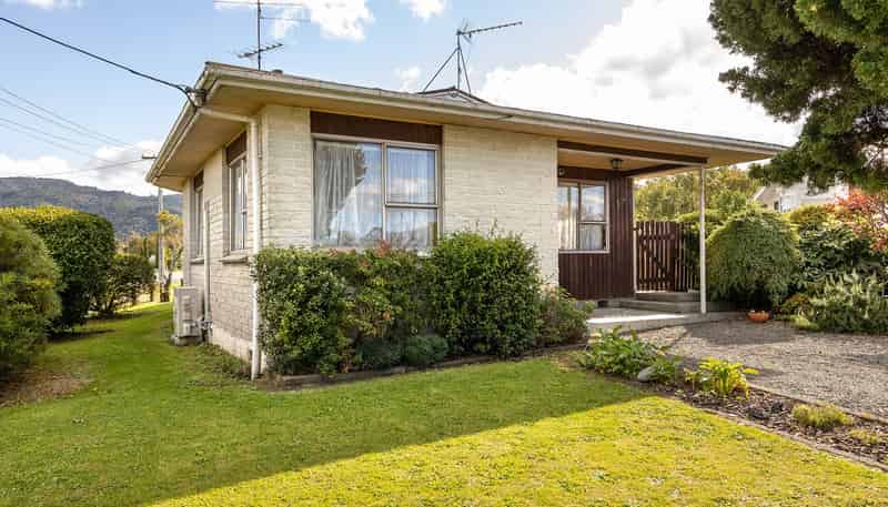 34 Wallace Street, Featherston
