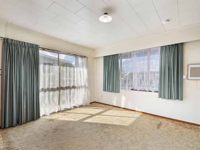 34 Wallace Street, Featherston