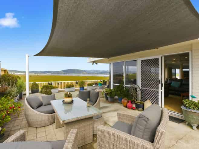 9 Phoenix Heights, Mount Maunganui