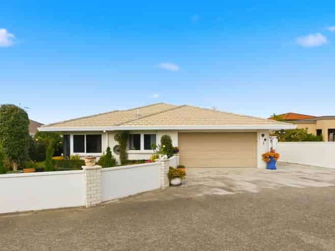 9 Phoenix Heights, Mount Maunganui