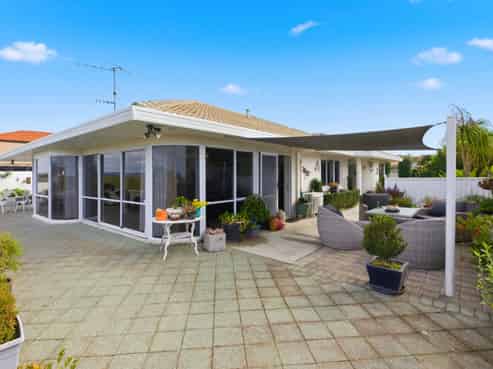 9 Phoenix Heights, Mount Maunganui
