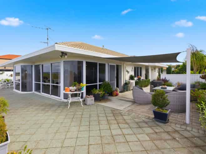 9 Phoenix Heights, Mount Maunganui