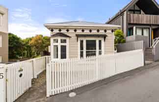 15 Nairn Street, Mount Cook