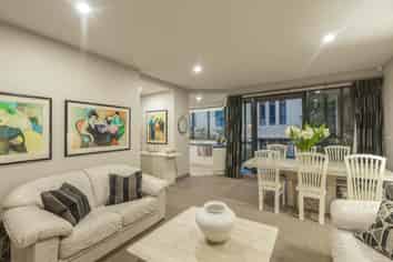 1C/1 Furneaux Way, Remuera