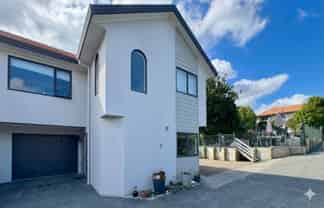 7/102 Greenhithe Road, Greenhithe