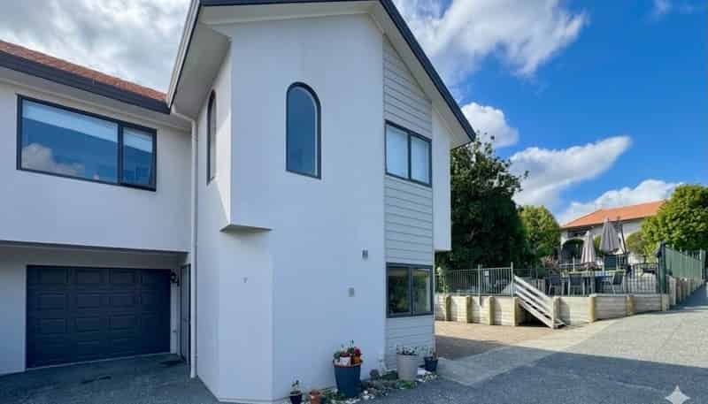 7/102 Greenhithe Road, Greenhithe