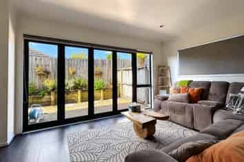 7/102 Greenhithe Road, Greenhithe