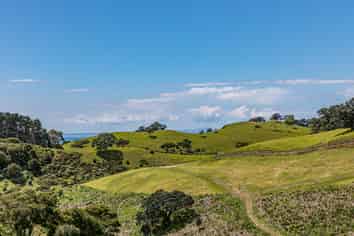 30 Hill Road, Wawata Estate, Palm Beach