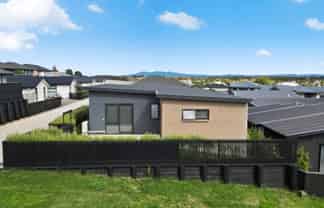 6/3 North Ridge Drive, Rototuna