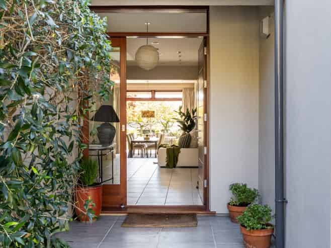 1A Gillean Street, Havelock North