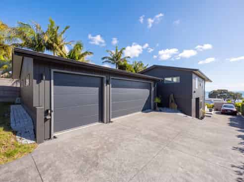 22 De Luen Avenue, Tindalls Beach