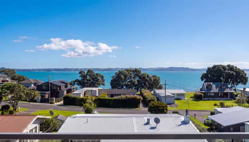 22 De Luen Avenue, Tindalls Beach