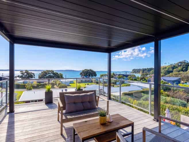 22 De Luen Avenue, Tindalls Beach