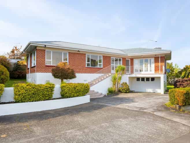70 Flynn Road, Hillcrest