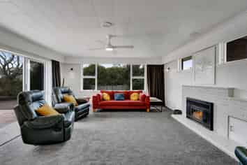1634 Mountain Road, Inglewood