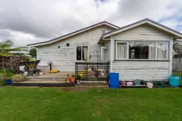 10 Sir William Hale Crescent, Moerewa