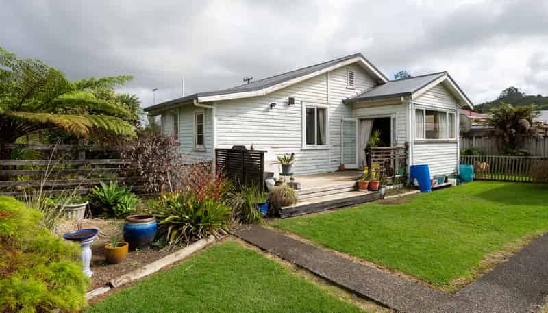 10 Sir William Hale Crescent, Moerewa