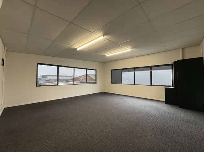Refurbished Warehouse + Office