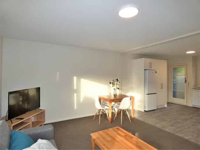 2/460 Manchester Street, Saint Albans