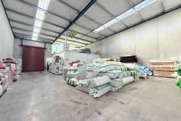 High Stud Penrose Warehouse | 366 m2