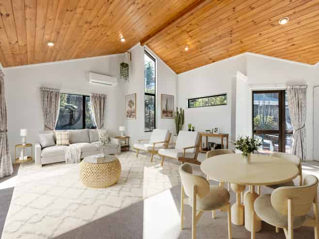 2/18 Fernwood Grove, Bayview