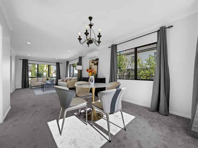 26 Thornbury Crescent, East Tamaki Heights