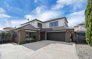 26 Thornbury Crescent, East Tamaki Heights